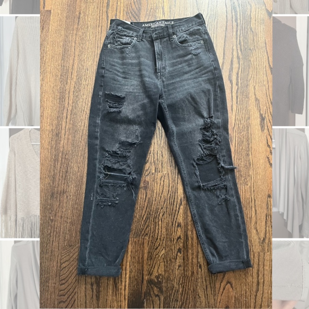 American Eagle Mom Jeans